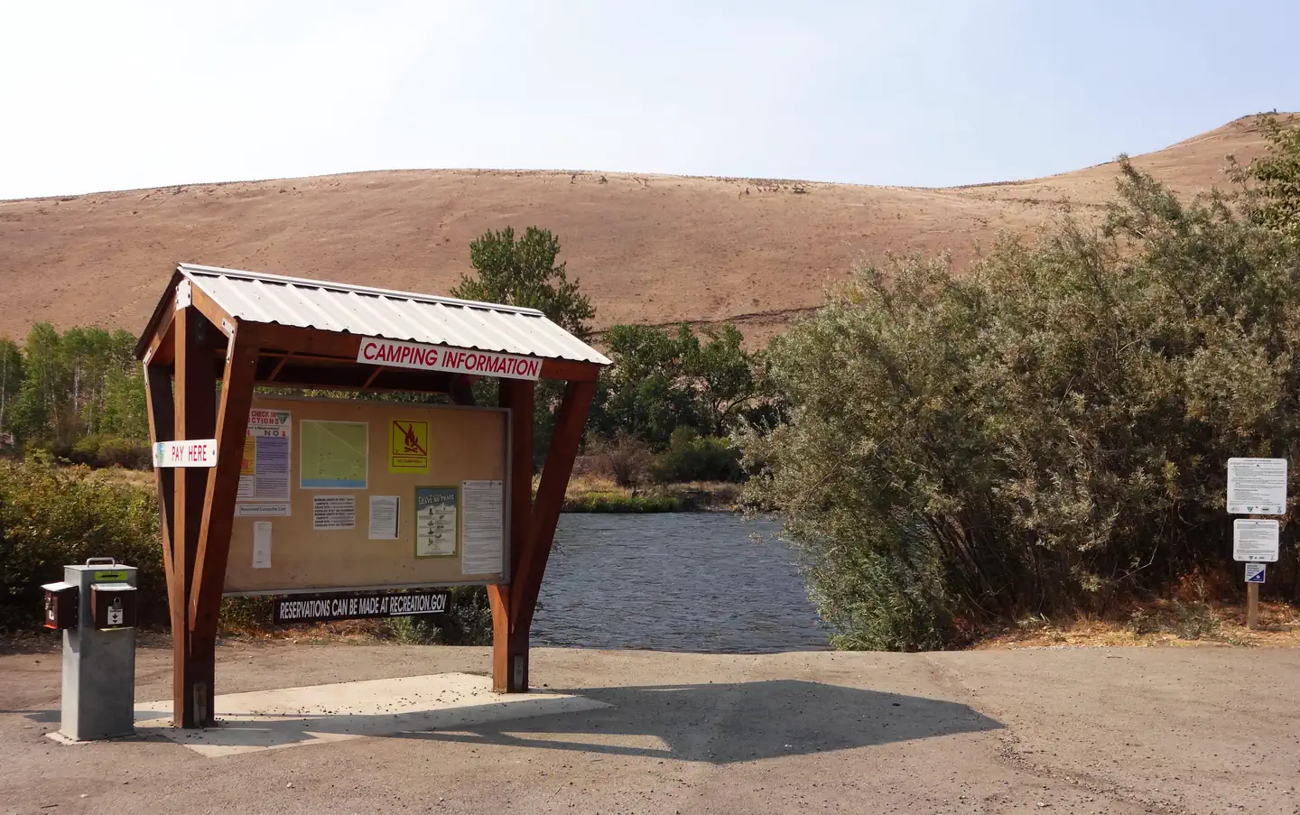 Lmuma Creek boat ramp