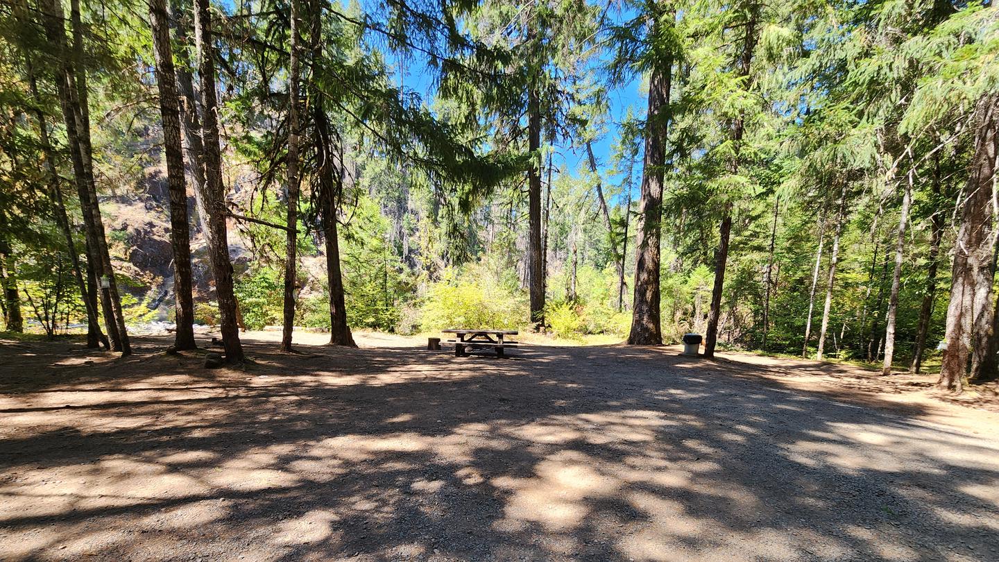 Ash Flat Campground