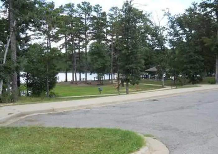 CEDAR LAKE (OKLAHOMA) - Sandy Beach Swim Site