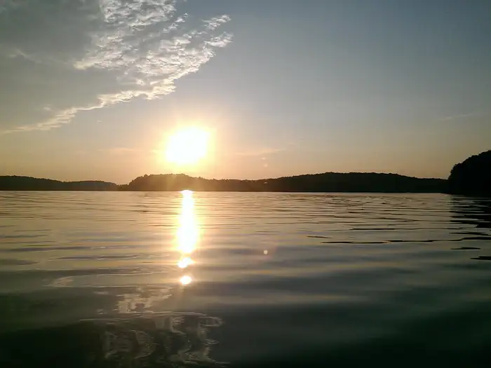 Sunrise Carters Lake