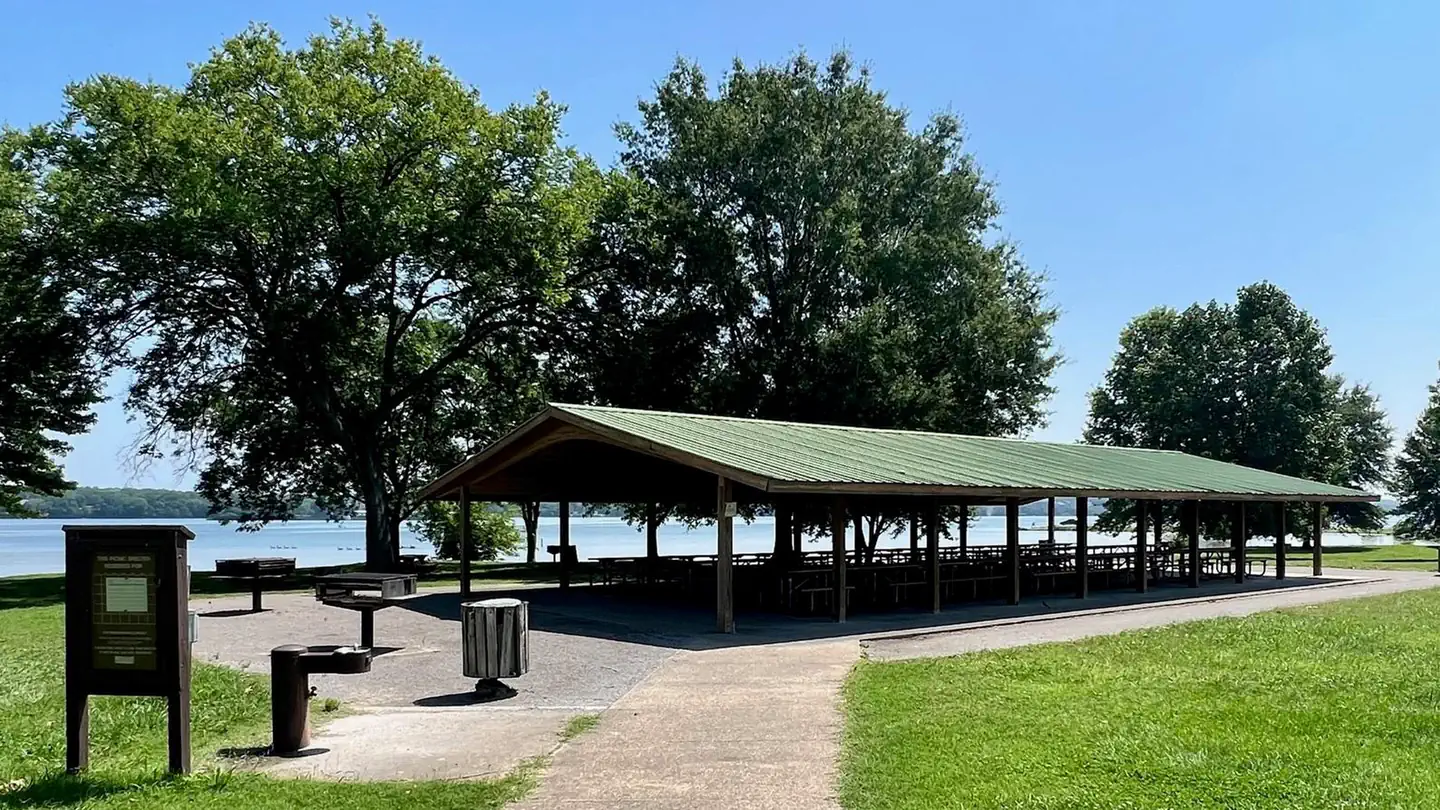 OLD HICKORY BEACH