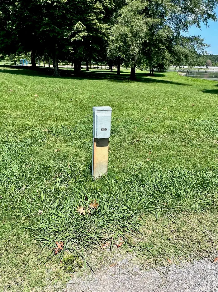 30 Amp Electric Hookup