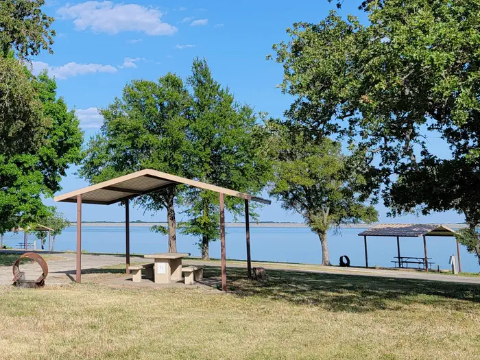 Wolf Creek (Navarro Mills Lake)