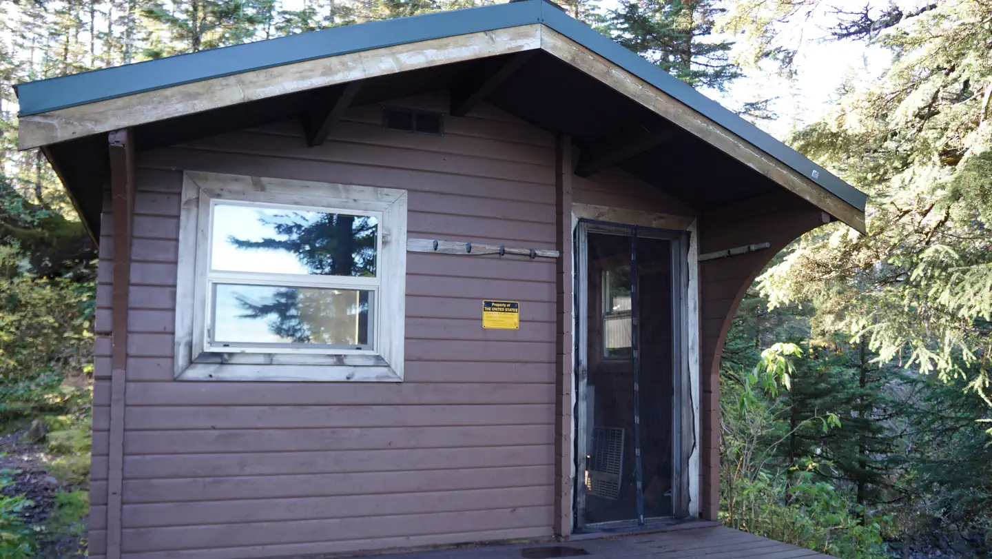 PAULSON BAY CABIN