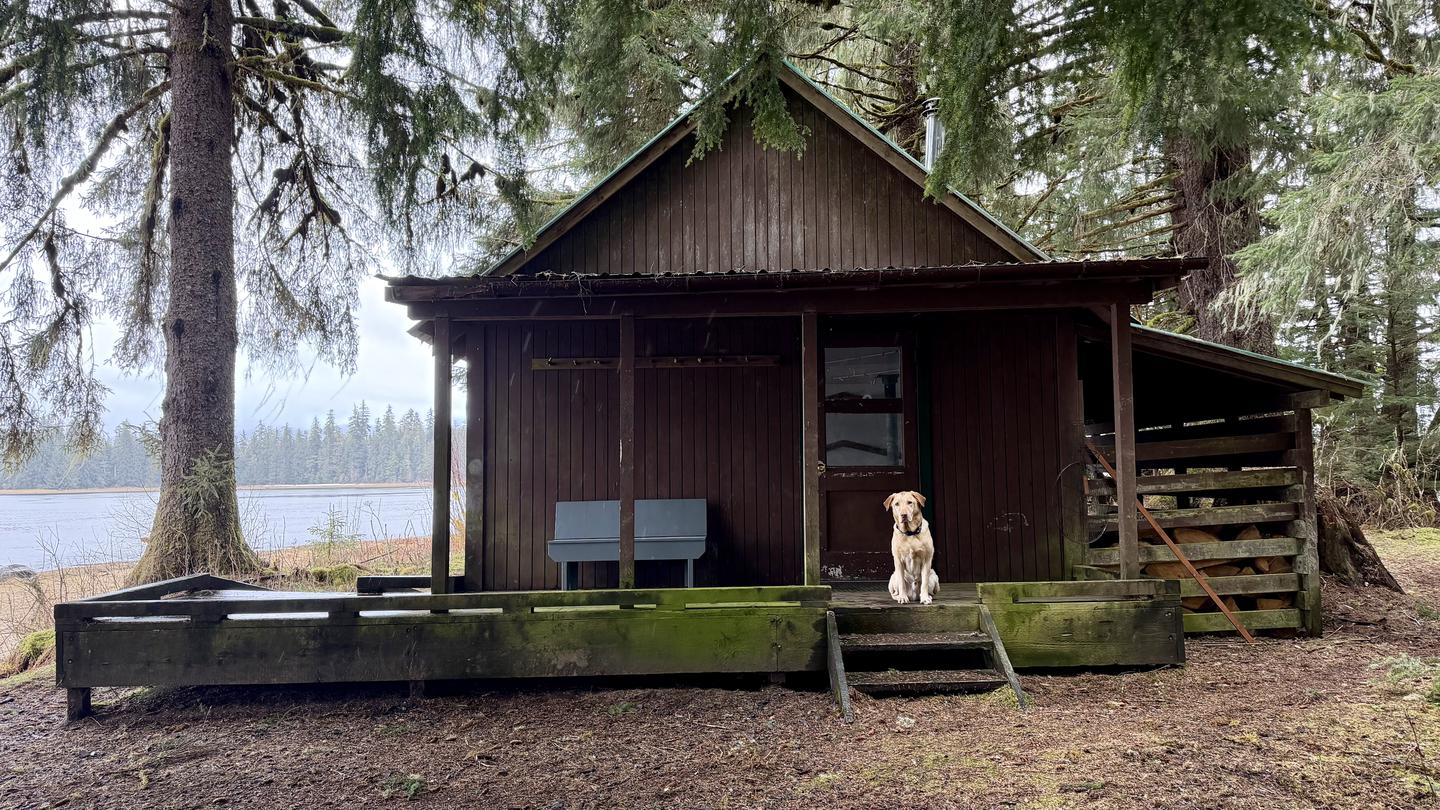 CASTLE FLATS CABIN