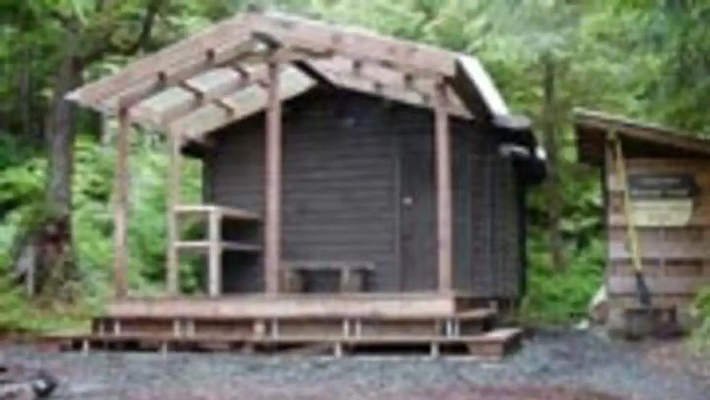 BARNES LAKE CABIN