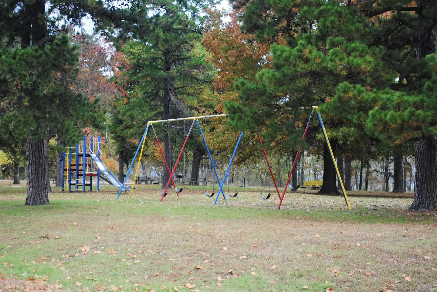 Brooken Cove Swing set