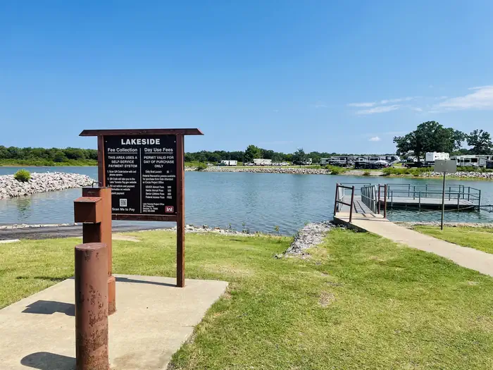 LAKESIDE (OK)