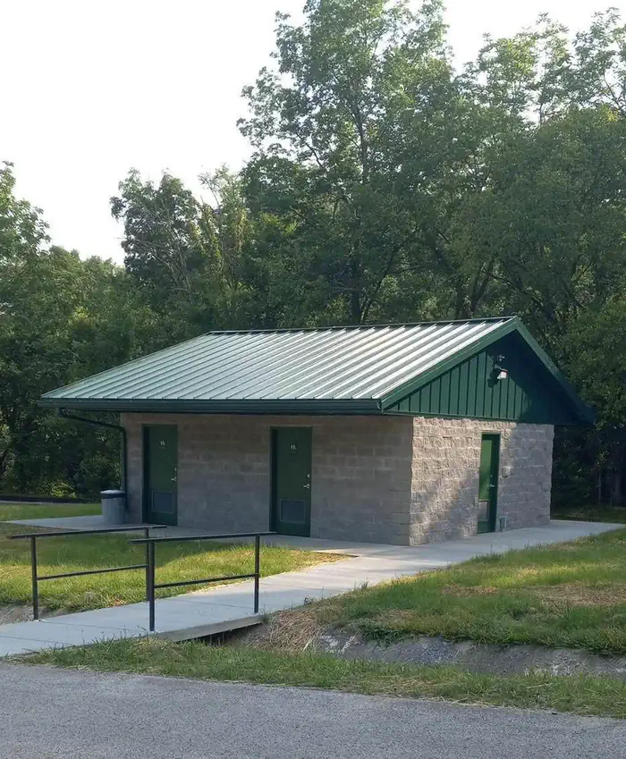 Pikes RIdge Showerhouse