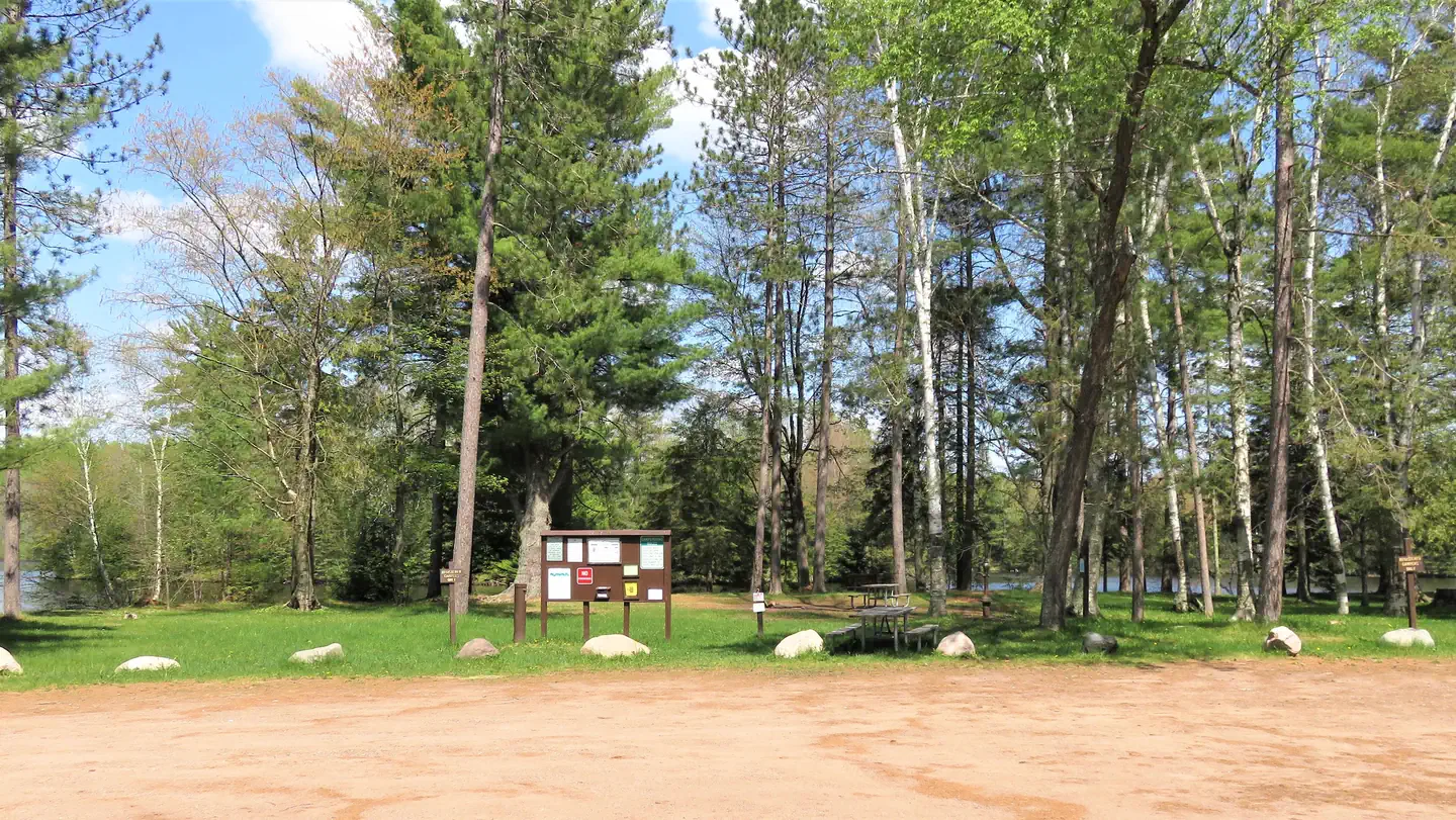 PICNIC POINT (WI)