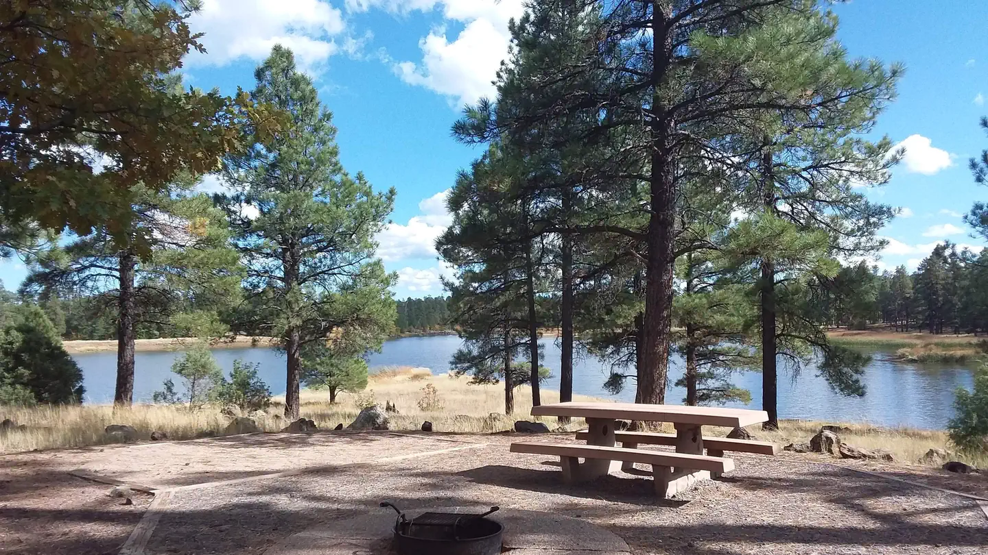 WHITE HORSE LAKE Campground