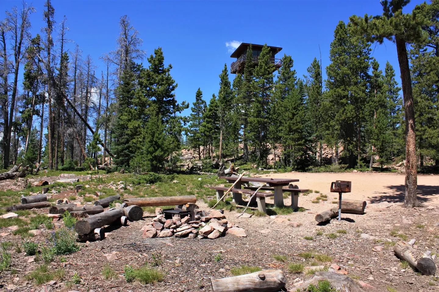 Spruce Mountain Fire Lookout Tower picnic area and fire pit2