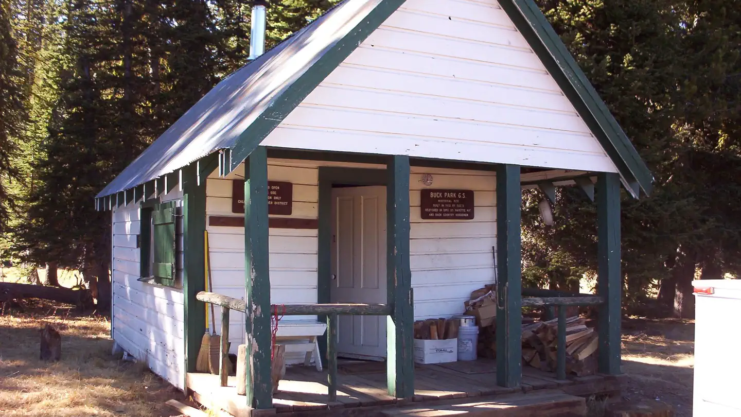 BUCK PARK CABIN
