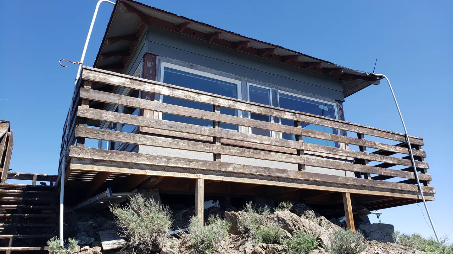 HAGER MOUNTAIN LOOKOUT