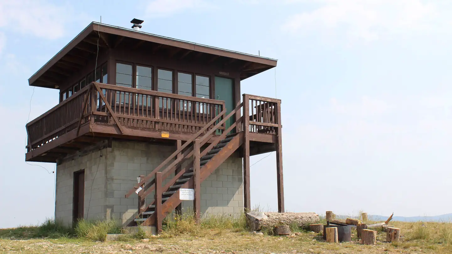 GARNET MOUNTAIN FIRE LOOKOUT