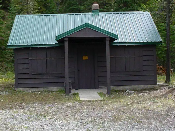 Rustic, single room Forest Service cabin