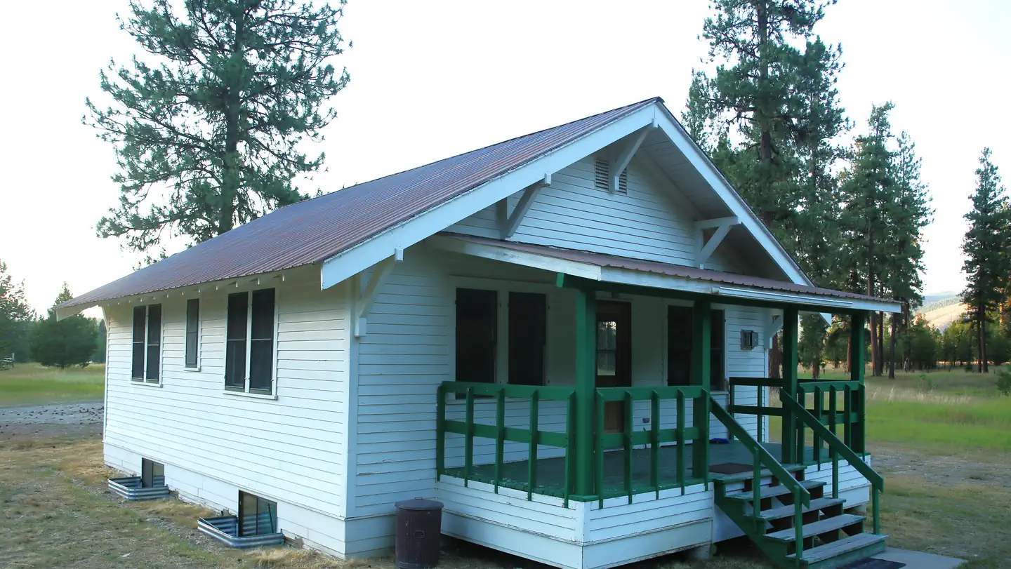 BEND GUARD STATION