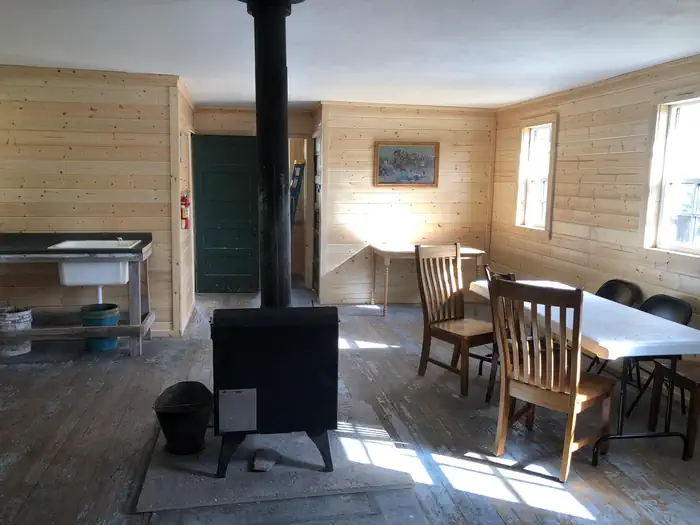 THOMPSON GUARD STATION stove