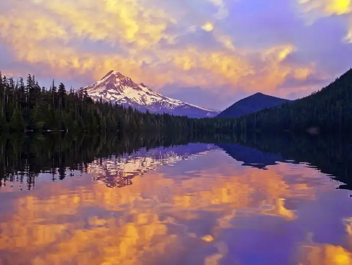 Beautiful sunsets happen at Lost Lake