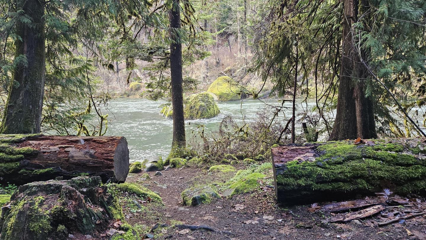 BOULDER FLAT CAMPGROUND