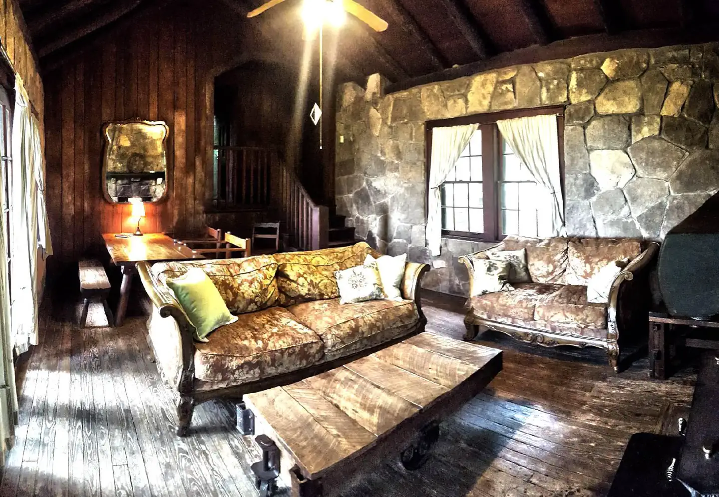 WHITE ROCK MOUNTAIN RECREATION AREA CABIN B