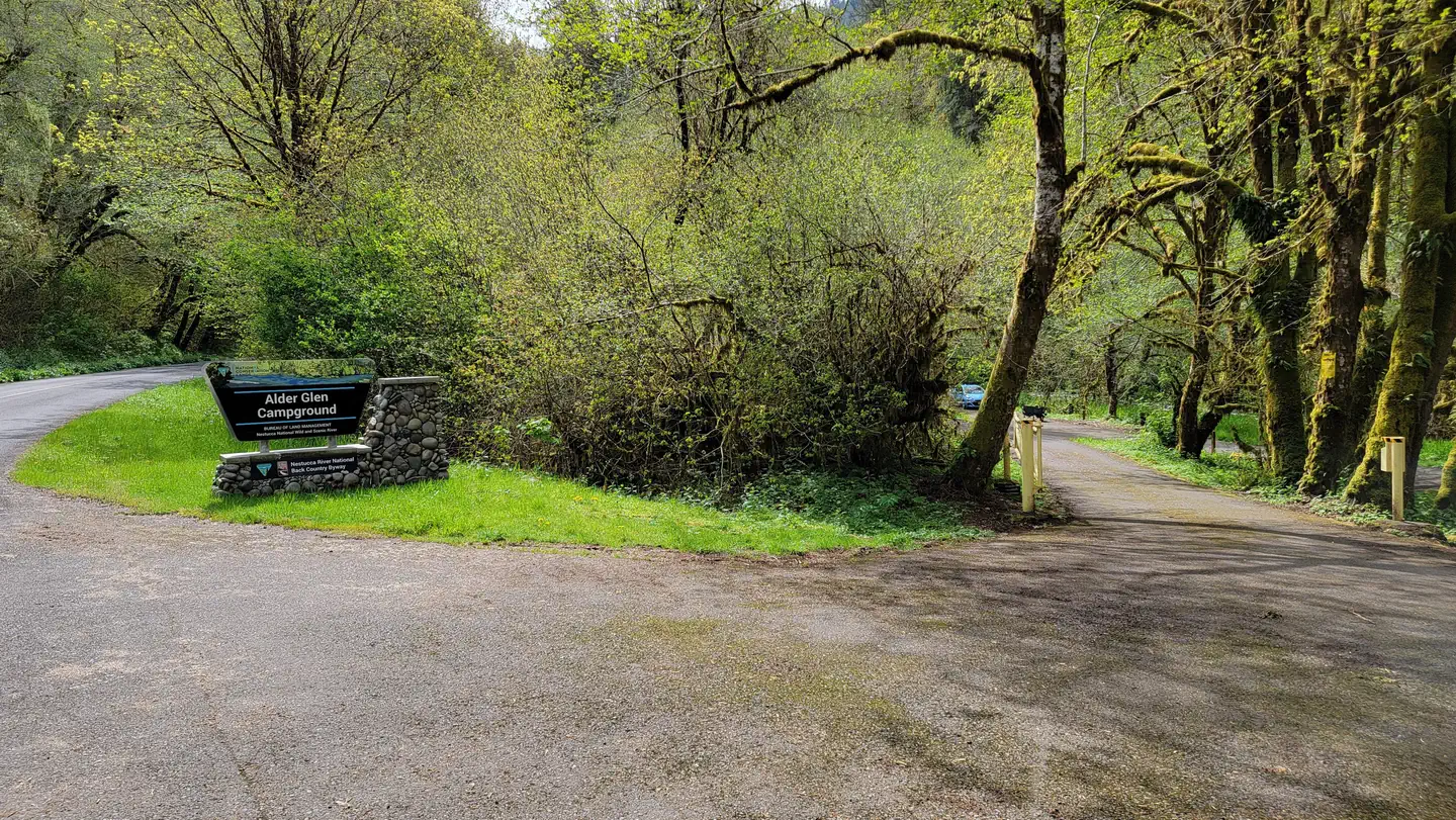 Alder Glen campground entrance and portal sign