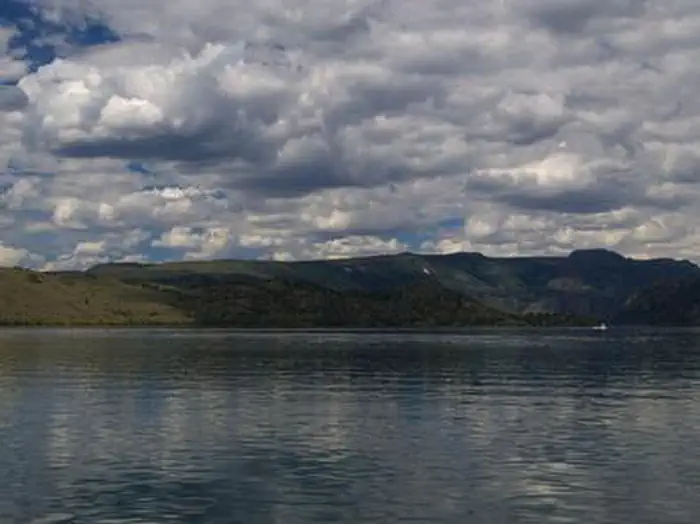 FREMONT LAKE