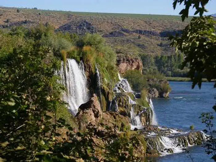 FALLS CAMPGROUND