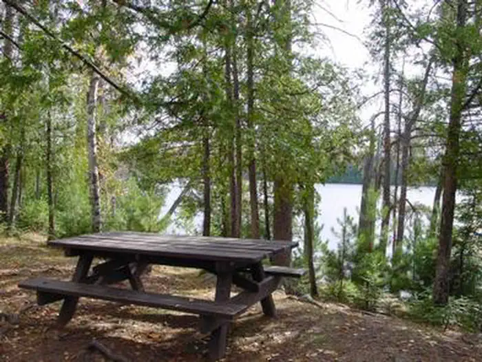 FLOUR LAKE CAMPGROUND