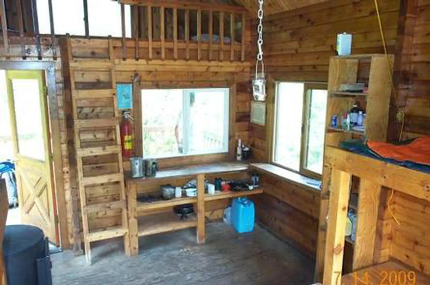 POWER CREEK CABIN3