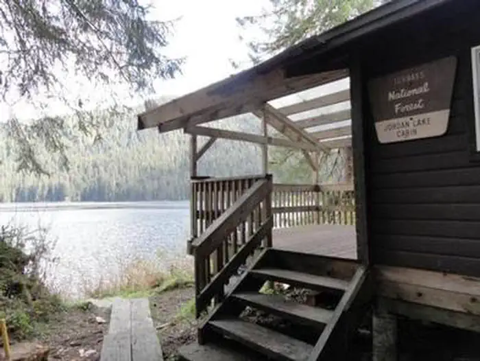 Jordan Lake Cabin and Lake