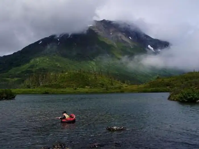 UPPER PARADISE LAKE CABIN