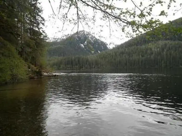 Eagle Lake with mountains behind