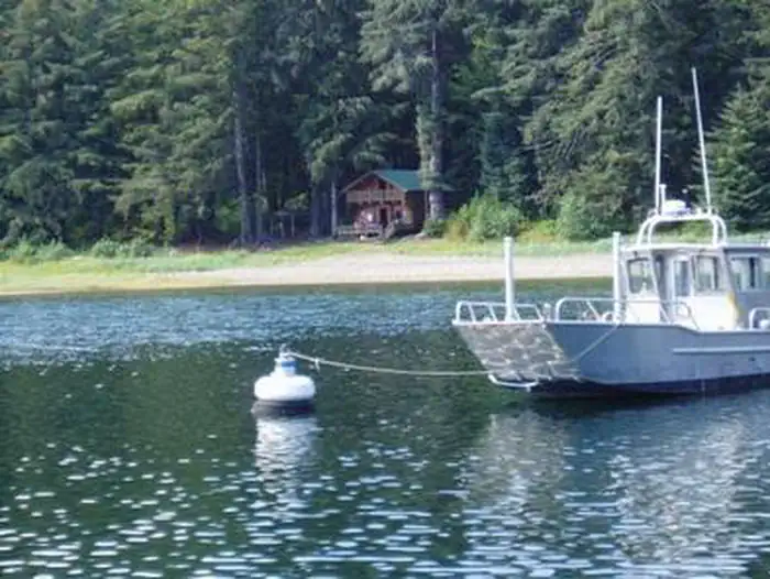 ALLAN POINT CABIN6