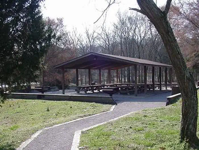 JEFFERSON SPRINGS - group shelter