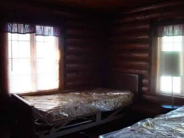 Moose Manor Cabin
