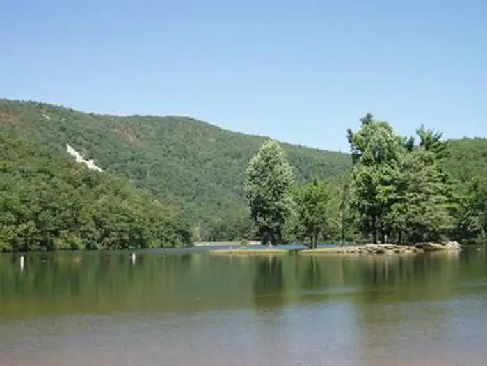 Lower Sherando Lake