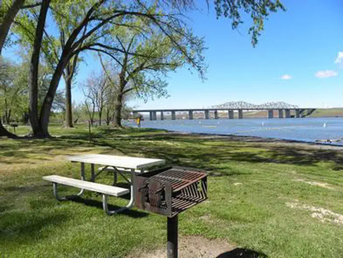 HOOD PARK