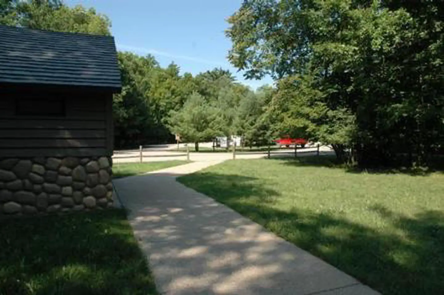 BOWMAN BRIDGE BATHROOM