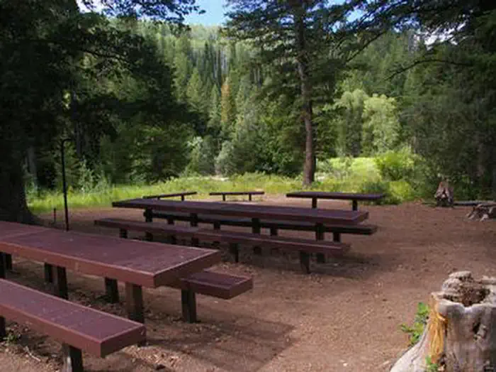 WILLOW FLAT CAMPGROUND