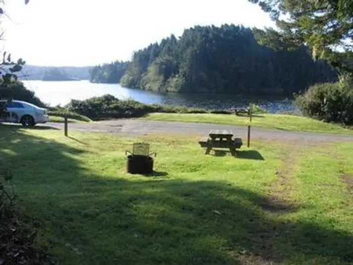 TAHKENITCH LANDING