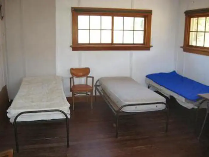 GRAHAM CABIN