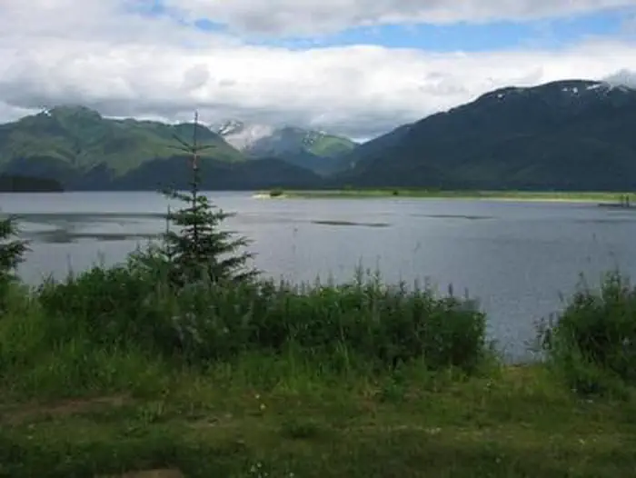 KENNEL CREEK CABIN (AK)1