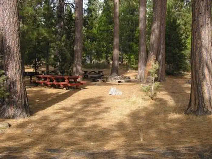 JUANITA LAKE GROUP CAMPSITE