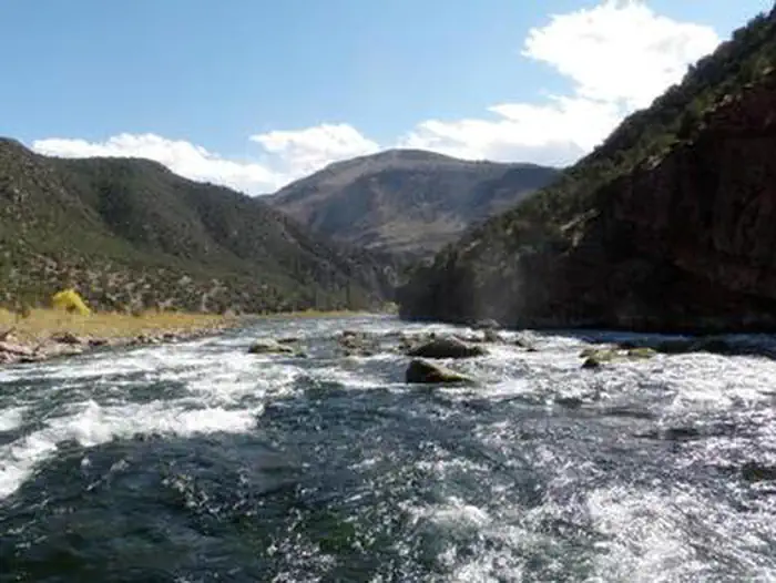 GREEN RIVER FLOAT-IN CAMPSITES