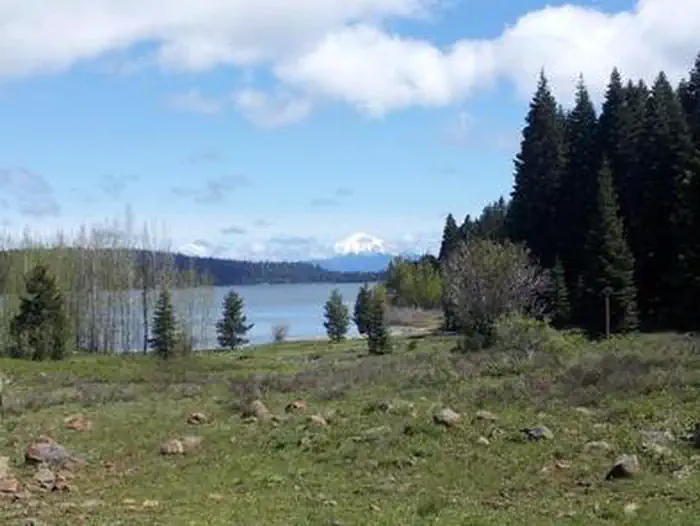 View of Hyatt Lake and Mt. McLoughlin