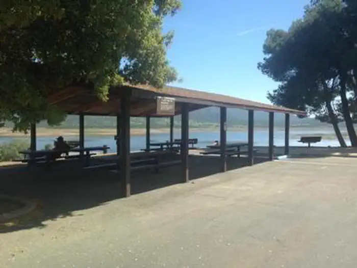 OBSERVATION POINT PICNIC SHELTER (CA)
