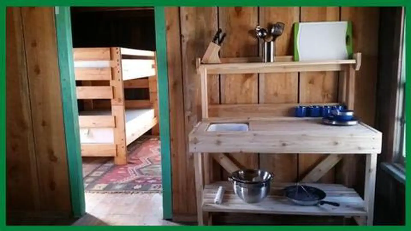 JUMPUP CABIN