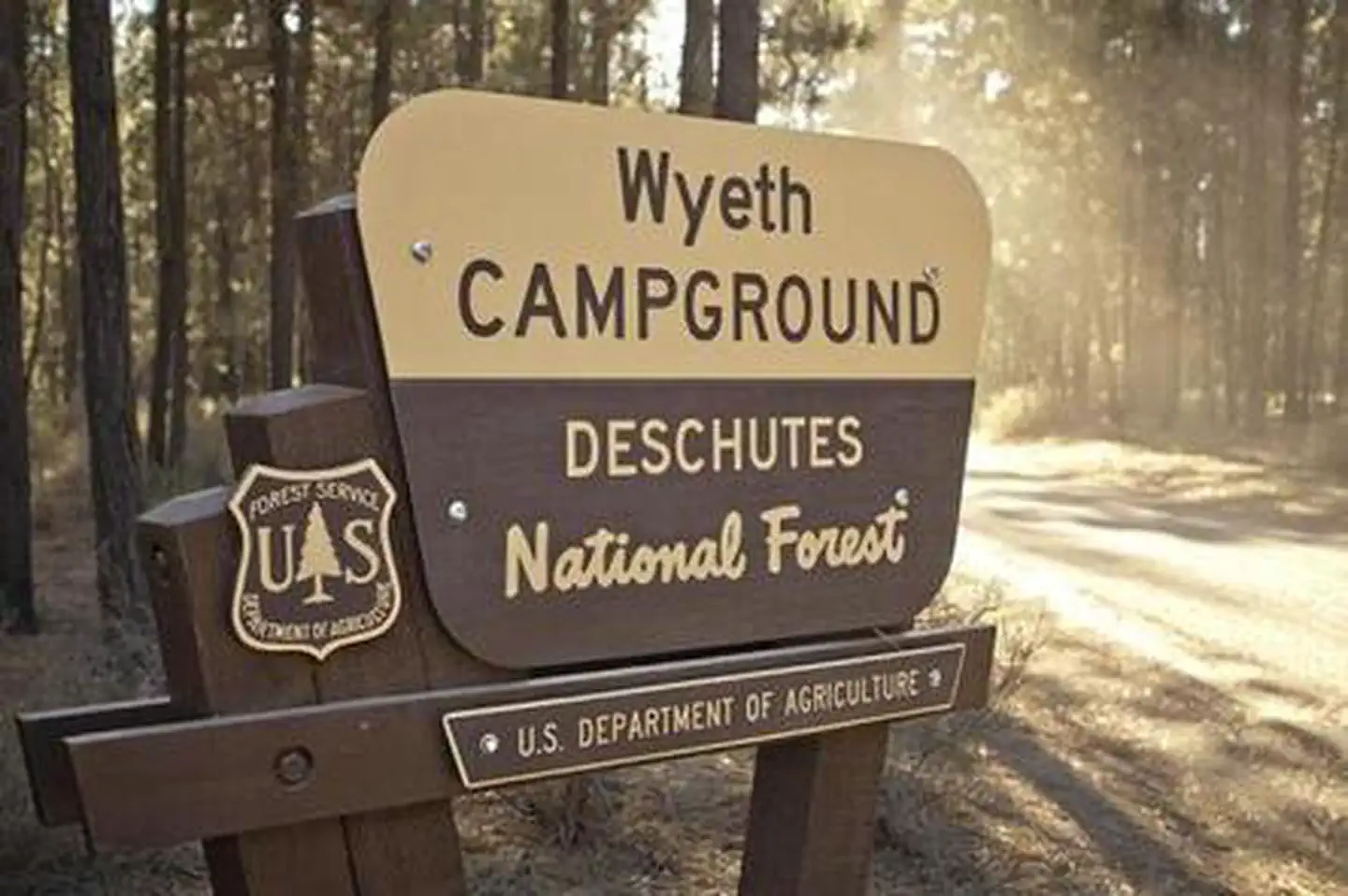 WYETH CAMPGROUND - DESCHUTES